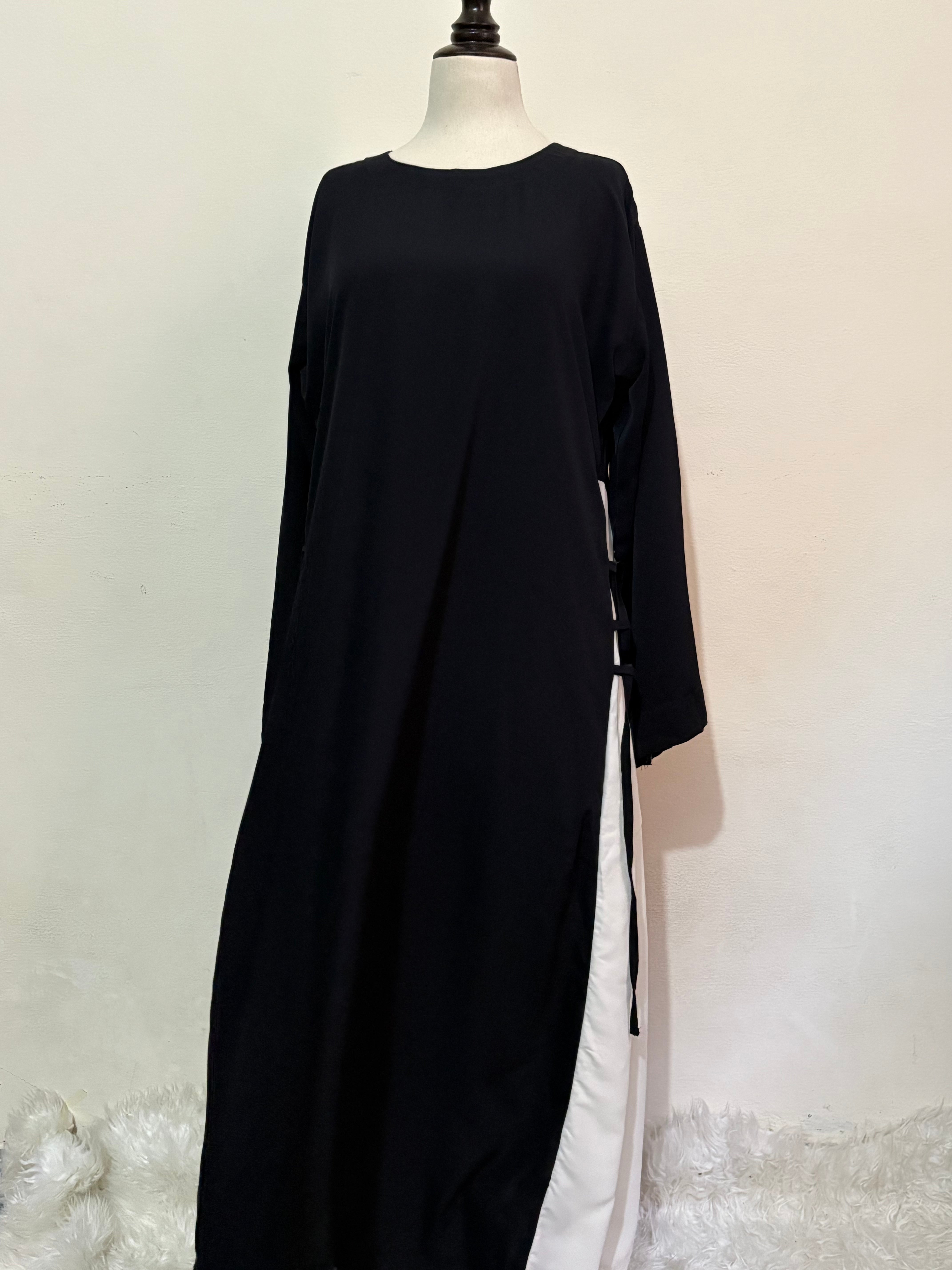 Side Cut Abayas  Black